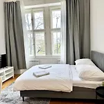 Newly Appartment At Muzeum
